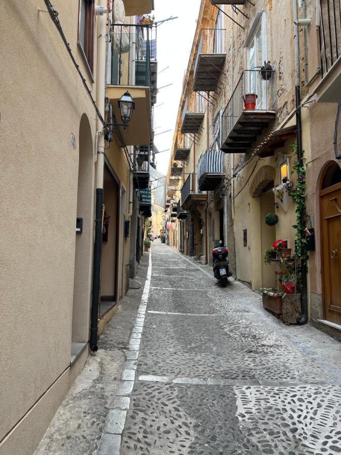 Casa Maestrale Apartment Cefalu Bagian luar foto